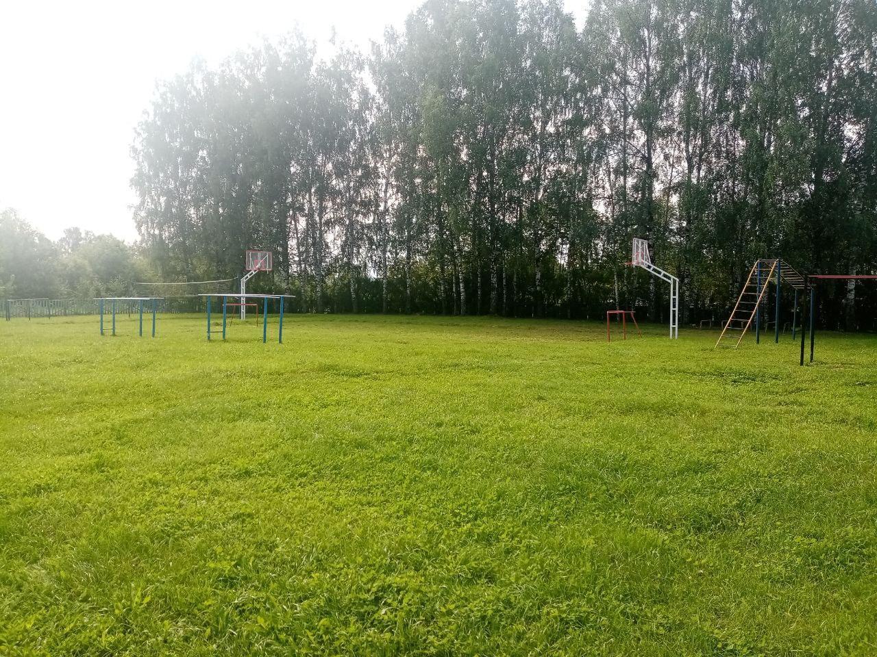 Фотография школы.